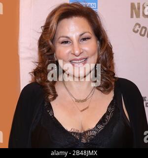 New York, NY, Stati Uniti. 5th Mar, 2020. Kathy Najimy alla notte di apertura degli arrivi per la ragazza Dal Paese del Nord al Teatro Belasco il 5 marzo 2020, a New York City. Credit: Joseph Marzullo/Media Punch/Alamy Live News Foto Stock