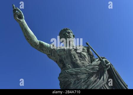 Denkmal Augusto, Via dei Fori Imperiali, Rom, Italien Foto Stock