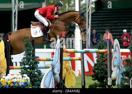 Affidabilità NC Grand Prix - Ian Millar (CAN) di equitazione in stile presso il National Abete rosso di prati, Giugno 2006 Foto Stock