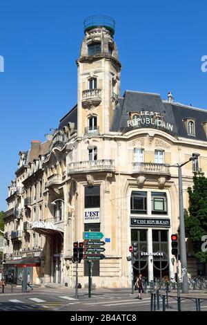 Francia, Meurthe et Moselle, Nancy, il quartiere della stazione, la costruzione della vecchia sede del giornale l'Est Républicain di stile Art Nouveau dall'architetto Louis le Bourgeois della Scuola di Nancy Foto Stock