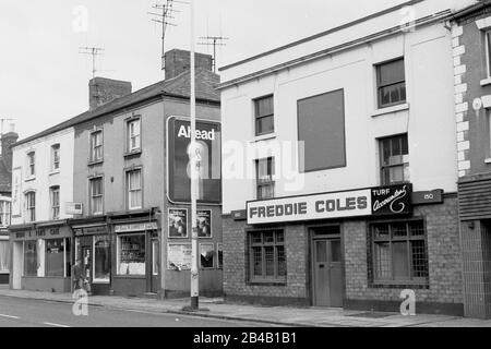 La Kettering Road, Northampton, nel 1974, domenica Foto Stock