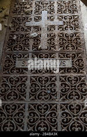 Francia, Indre et Loire, Valle della Loira elencati come Patrimonio Mondiale dall'UNESCO, Tours, Abbazia di Marmoutier fondata nel 372 da Saint Martin de Tours Foto Stock