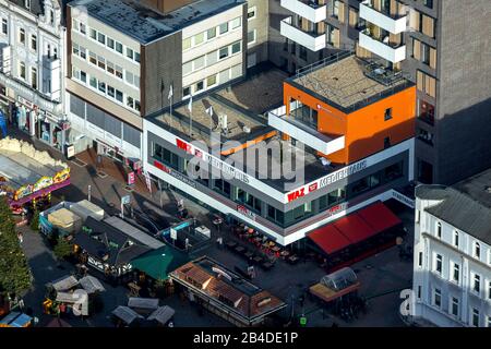 Veduta aerea, nuova casa di media WAZ, mercatino di Natale, piazza Robert Brauner, Herne, zona della Ruhr, Renania Settentrionale-Vestfalia, Germania Foto Stock