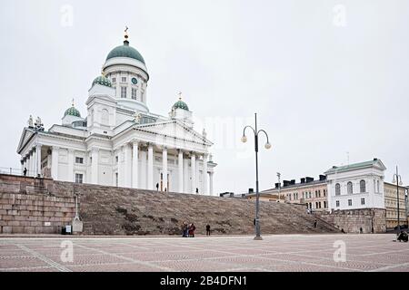 La cattedrale di Helsinki, Finlandia, progettata dall'architetto tedesco Carl Ludwig Engel Foto Stock