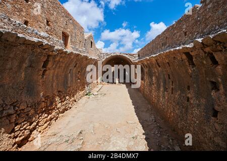 Centro Storico, Santuario Nazionale Moni Arkadi, Powder Magazine, Monastero Di Arkadi, Creta, Grecia Foto Stock