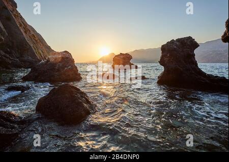 Paesaggio dalla costa a Plakias, tramonto, Creta, Grecia Foto Stock