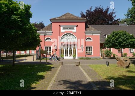 Vista Sul Castello Di Oberhausen, Oberhausen, Renania Settentrionale-Vestfalia, Germania Foto Stock