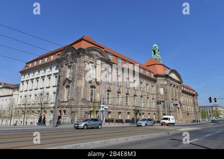 Bundesministerium fuer Wirtschaft und Energie, Invalidenstrasse, nel quartiere Mitte di Berlino, Deutschland Foto Stock