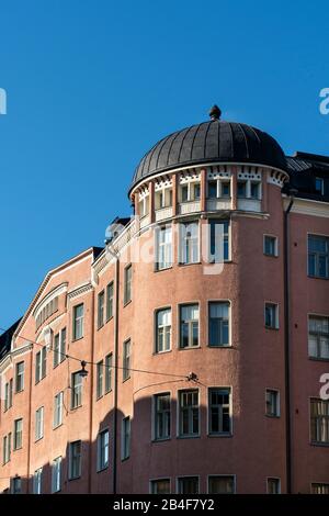 Helsinki, architettura Art Nouveau nel quartiere di Eira, Kapteeninkatu angolo Laivanvarustajankatu Foto Stock