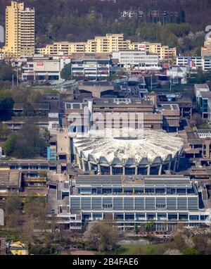 Veduta aerea della Ruhr-Universität Bochum, RUB con auditorium, auditorium, il più grande auditorium di Bochum nella zona della Ruhr nello stato del Nord Reno-Westfalia, Germania Foto Stock