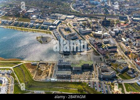 Veduta aerea dal lago PHOENIX Dortmund, Emscher, con l'isola culturale Fenixsee a Dortmund nella zona della Ruhr nello stato federale del Nord Reno-Westfalia, Germania. Foto Stock