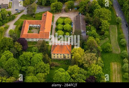 Veduta aerea della stazione Biologica UMWELTZENTRUM Hagen e del centro giornalista Haus Busch a Hagen nella zona della Ruhr nello stato federale della Renania Settentrionale-Vestfalia, Germania. Foto Stock