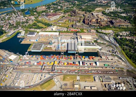 Veduta aerea della società Haeger & Schmidt Logistics a Duisburg porto Duisport AG sulla Ruhr con Ruhr bocca nel Reno in panoramica e dettagli a Ruhrort a Duisburg nella zona della Ruhr nello stato federale del Nord Reno-Westfalia in Germania. Foto Stock