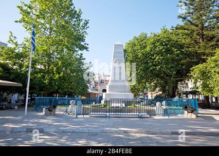 Monumento della Guerra di Indipendenza greca (1821-1832) a Pylos, Messinia, Peloponneso, Grecia Foto Stock