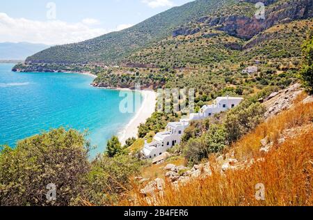 Paesaggio con moderno complesso residenziale in Grecia Foto Stock