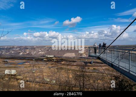 Garzweiler II opencast miniera di lignite, punto panoramico Jackerath, Skywalk, Germania Foto Stock