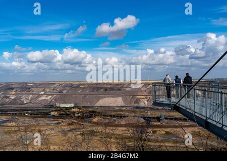 Garzweiler II opencast miniera di lignite, punto panoramico Jackerath, Skywalk, Germania Foto Stock