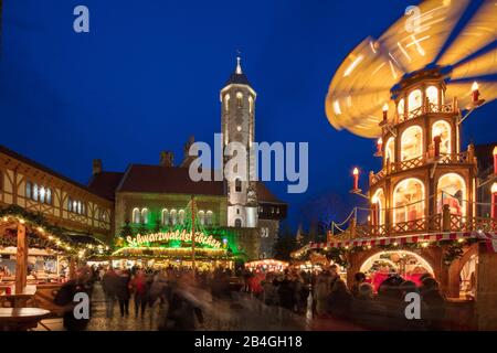 Mercatino di Natale, ora blu, notte, Braunschweig, Bassa Sassonia, Germania, Europa Foto Stock
