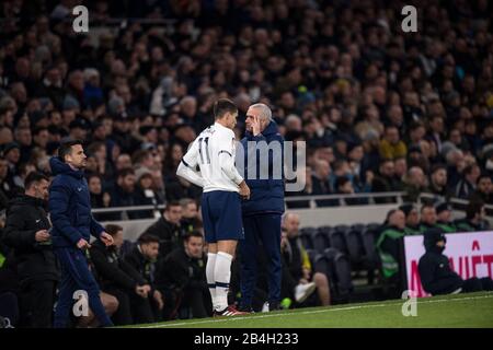 Londra, INGHILTERRA - MARZO 04: Manager Jose Mourinho di Tottenham Hotspur durante la partita della fa Cup Fifth Round tra Tottenham Hotspur e Norwich City Foto Stock