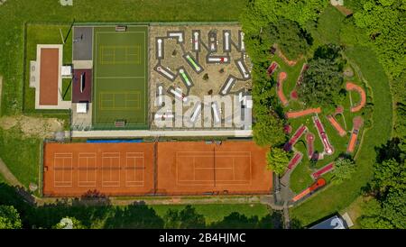 Campo da tennis e minigolf allo stadio del MGC Rot-Weiss Wanne-Eickel, 05.05.2014, vista aerea, Germania, Renania Settentrionale-Vestfalia, Ruhr Area, Herne Foto Stock