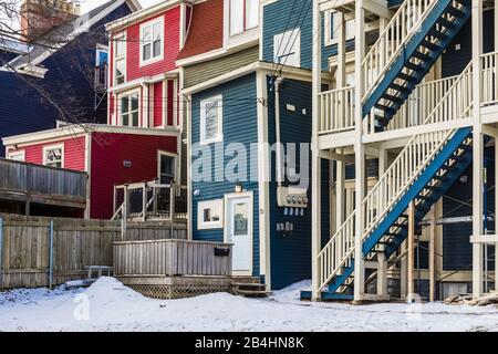 Alcune delle case storiche della riga di Jellybean Row a St. John's, Terranova, Canada [Nessuna release di proprietà; disponibile solo per le licenze editoriali] Foto Stock