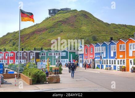 Cabine di aragosta al porto, Helgoland, baia di Helgoland, baia tedesca, isola del Mare del Nord, Mare del Nord, Schleswig-Holstein, Germania Foto Stock