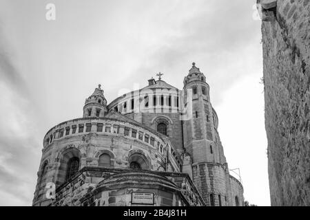 Israele, Gerusalemme, vista dell'abbazia di Dormitio sul monte Sion a Gerusalemme, Israele. Abbazia di lingua tedesca per la pastorale straniera. Foto Stock