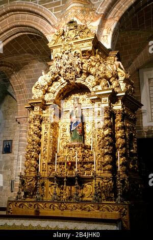 Europa, Portogallo, regione dell'Alentejo, Evora, Catedral da Se, Cattedrale Se, Cattedrale di Evora, all'interno, statua della Vergine Maria incinta Foto Stock