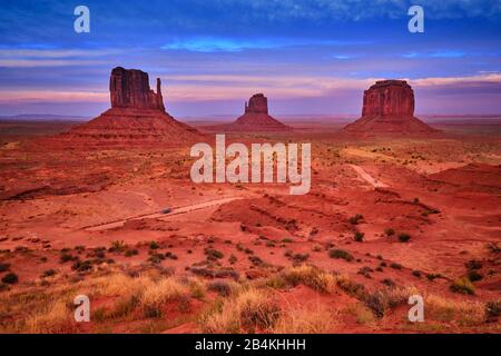 Usa, Stati Uniti D'America, Monument Valley, Navajo Reserve, Utah, Colorado Plateau, Mexican Hat, Four Corner Region, Olijato, Arizona Foto Stock