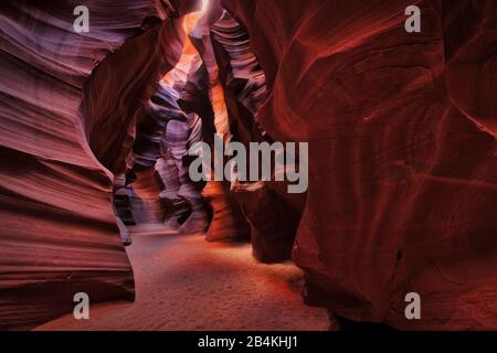 Usa, Stati Uniti D'America, Utah, Page, Upper Antelope Canyon, Foto Stock