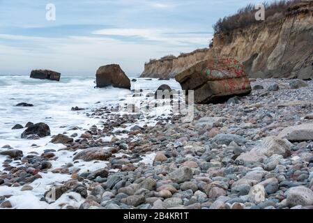 Germania, Meclemburgo-Pomerania occidentale, Wustrow, bunker sulla spiaggia di Wustrow, breakwater. Foto Stock