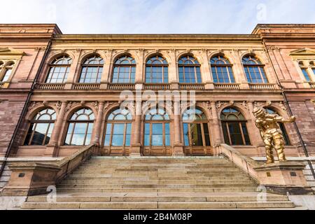 Germania, Turingia, Weimar, Neues Museum Weimar, museo d'arte contemporanea, opera d'arte Großer Geist di Thomas Schütte Foto Stock