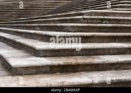 Italia, Lazio, Roma, scale per la chiesa di Santa Maria maggiore Foto Stock
