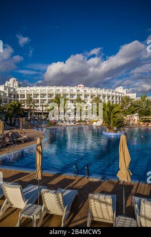 Spagna isole canarie Gran Canaria Island, Maspalomas, piscina, Hotel Riu Palace Maspalomas Foto Stock