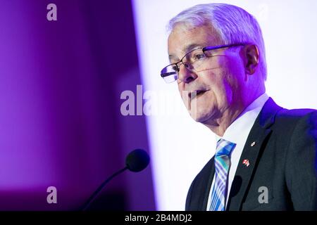 Marc Garneau, Ministro dei Trasporti, Canada, parla al vertice della Camera di Commercio degli Stati Uniti a Washington, D.C. il 5 marzo 2020. Foto Stock