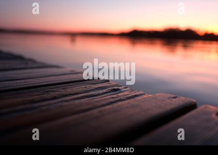 Tramonto sul Lago di Mälaren, vicino a Stoccolma, Svezia Foto Stock