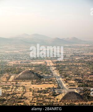 Piramidi A Teotihuacan, Messico Foto Stock