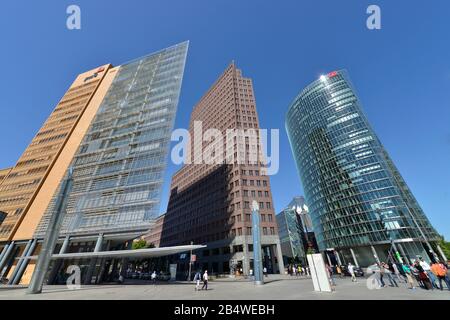 Hochhaeuser, Potsdamer Platz e il Tiergarten, nel quartiere Mitte di Berlino, Deutschland Foto Stock