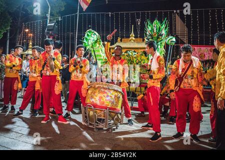 Celebrazione cinese nuovo anno nelle strade del Yangon, Myanmar, Asia. Foto Stock