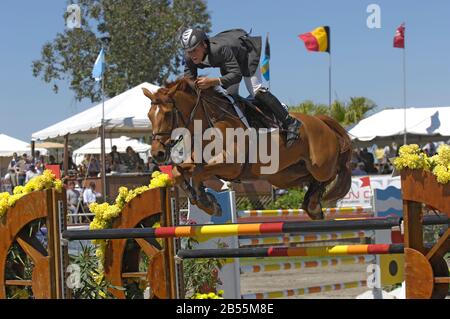 Keean White (Can) In Sella A Vienna Rouge, Winter Equestrian Festival, Wellington Florida, Marzo 2007, Cn Worldwide Florida Open Grand Prix Foto Stock