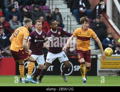 Tynecastle Park .Edinburgh.Scotland.Uk 7th 20 Marzo Scottish Premiership Hearts V Motherwell. Cuori Christopher Long Out Passi Cuori Damour Loic . Credito: Eric mccowat/Alamy Live News Foto Stock