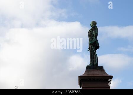 Helsinki, Finlandia - 3 Marzo 2020: Cattedrale E Monumento Di San Nicola, Editoriale Illustrativo Foto Stock