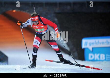 Simon Eder dalla Germania durante la BMW IBU World Cup Biathlon nove Mesto na Morave Foto Stock