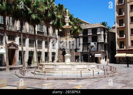 Vista della fontana di Genova in Piazza della Costituzione, Malaga, Provincia di Malaga, Andalusia, Spagna, Europa Occidentale. Foto Stock