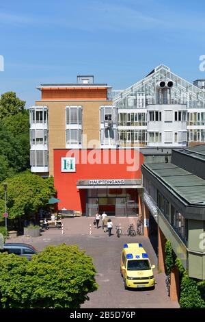 Helios Klinikum Emil Von Behring, Walterhoeferstrasse, Zehlendorf, Berlino, Germania Foto Stock