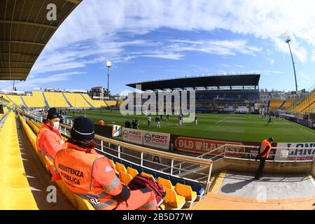 Parma, Italia. 08th Mar, 2020. Lo stadio vuoto durante la fase di riscaldamento Parma 08/03/2020 Stadio Ennio Tardini Calcio Serie A 2019/2020 Parma Calcio Vs Spal Foto Matteo Gribaudi/Insidefoto Credit: Insididefoto srl/Alamy Live News Foto Stock