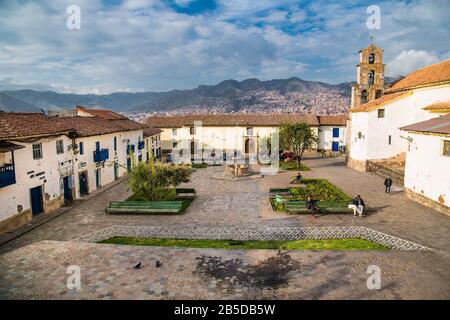 Cusco, Perù - Jan 7, 2019: persone non identificate a San Blas square situato in Cusco, Perù. Sud America. Foto Stock
