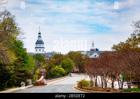 La strada d'ingresso e il panorama di Annapolis, la capitale del Maryland, si trova sulla Chesapeake Bay Foto Stock
