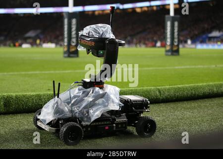 Londra, Regno Unito. 07th Mar, 2020. Dietro i montanti è visibile una telecamera con telecomando. Inghilterra / Galles, Guinness sei nazioni 2020 rugby campionato al Twickenham Stadium di Londra il sabato 7th marzo 2020. Si prega di notare che le immagini sono solo per uso editoriale. PIC by Andrew Orchard/Andrew Orchard sports photography /Alamy Live News Credit: Andrew Orchard sports photography/Alamy Live News Foto Stock