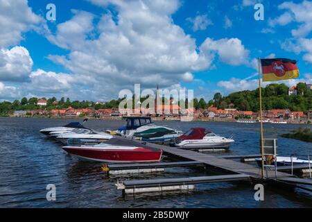 Città storica di Lauenburg sul fiume Elba, Contea di Lauenburg, Schleswig-Holstein, Germania settentrionale, Europa centrale Foto Stock